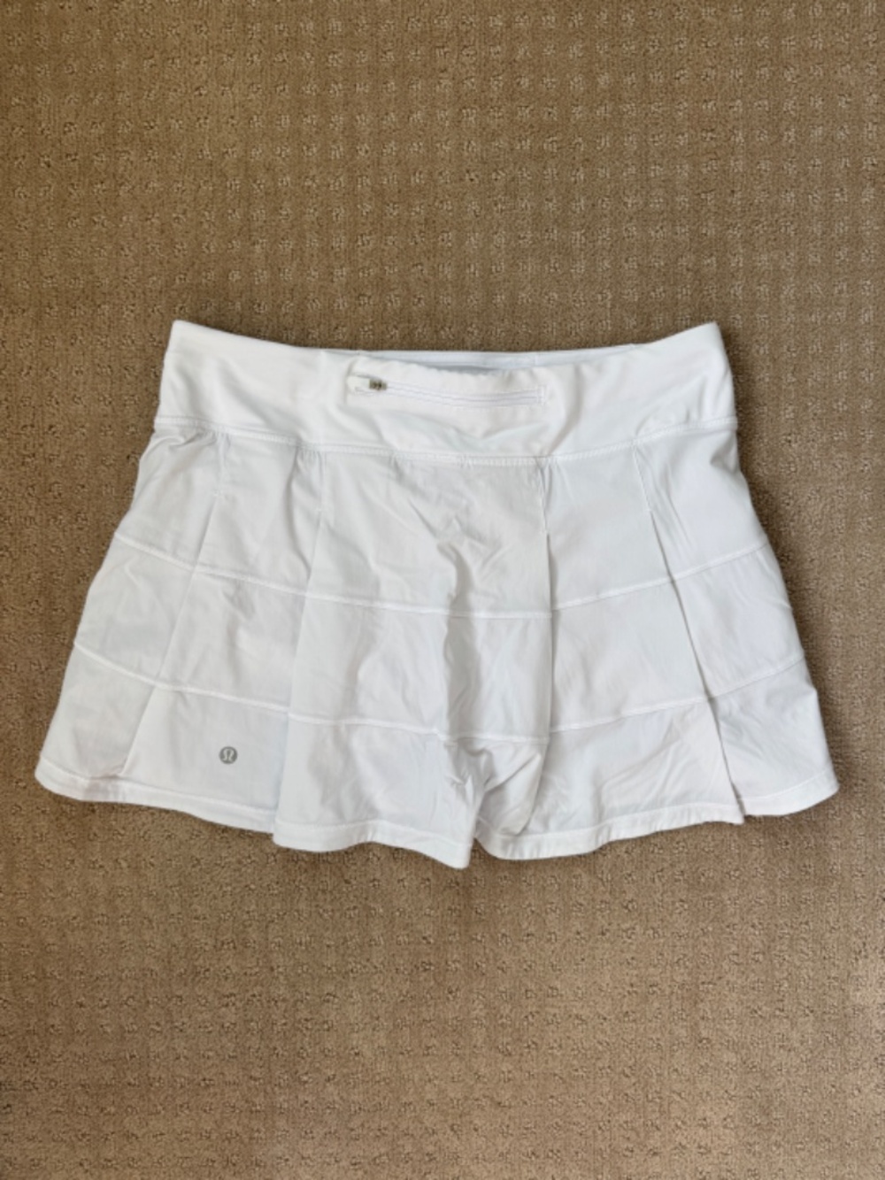 Lululemon Pace Rival Mid-Rise Skirt, White, Size 8 - Picture 3 of 5